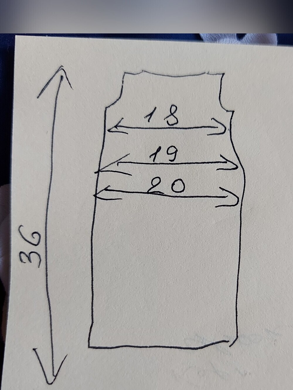 KARL LAGERFELD size 10 Navy Top with White Daisy Details and Yellow Centers - Picture 5 of 8